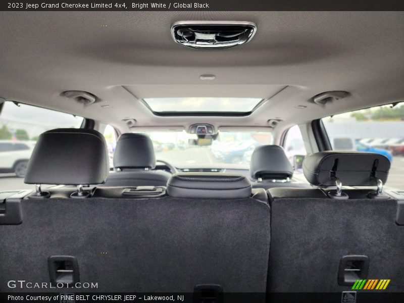 Bright White / Global Black 2023 Jeep Grand Cherokee Limited 4x4