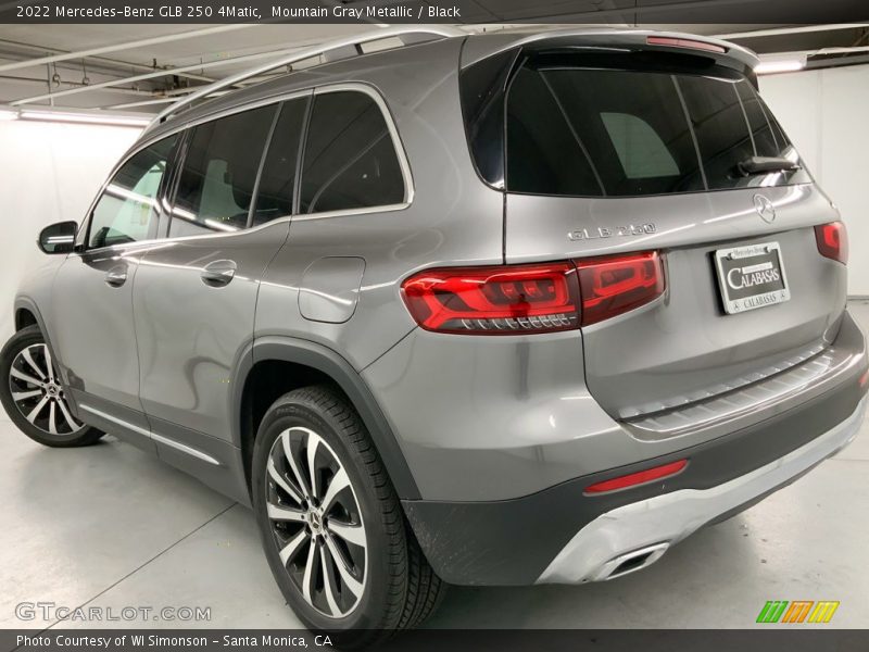 Mountain Gray Metallic / Black 2022 Mercedes-Benz GLB 250 4Matic