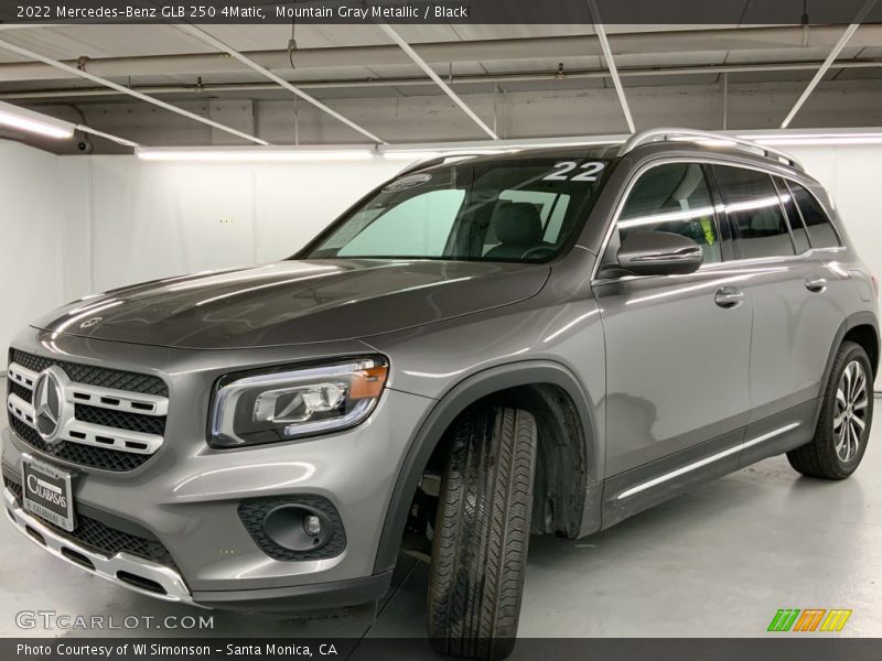 Mountain Gray Metallic / Black 2022 Mercedes-Benz GLB 250 4Matic