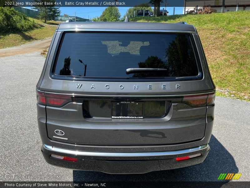 Baltic Gray Metallic / Global Black 2023 Jeep Wagoneer Base 4x4