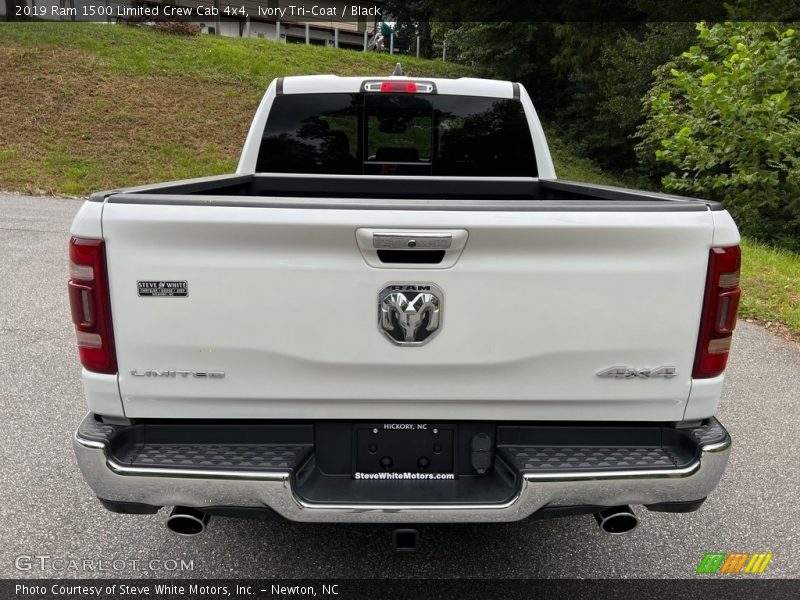 Ivory Tri–Coat / Black 2019 Ram 1500 Limited Crew Cab 4x4