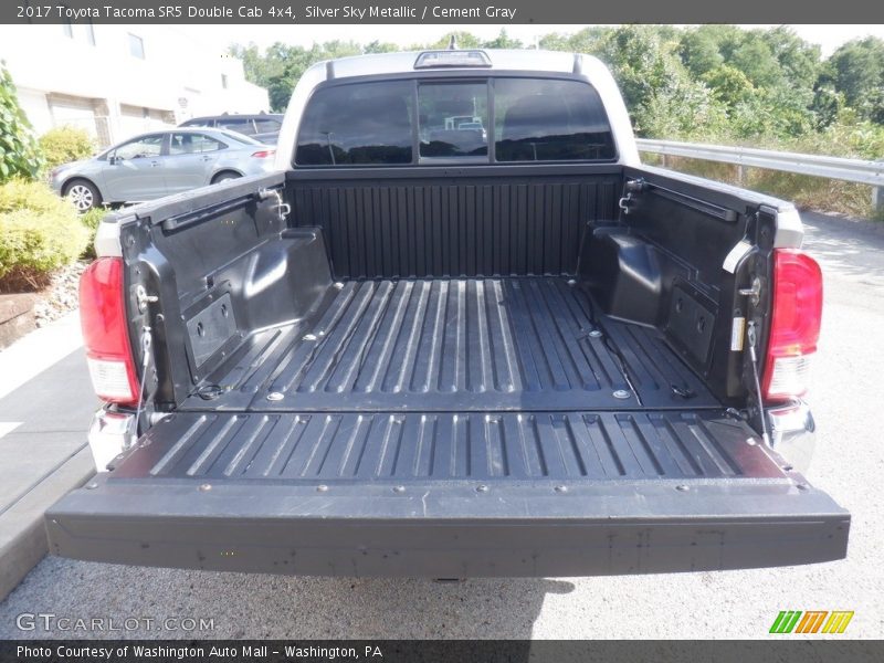 Silver Sky Metallic / Cement Gray 2017 Toyota Tacoma SR5 Double Cab 4x4