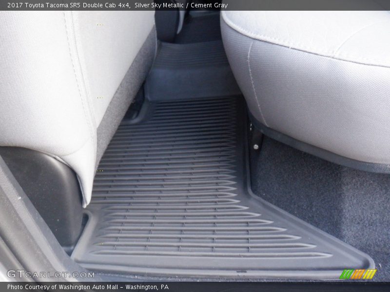 Silver Sky Metallic / Cement Gray 2017 Toyota Tacoma SR5 Double Cab 4x4