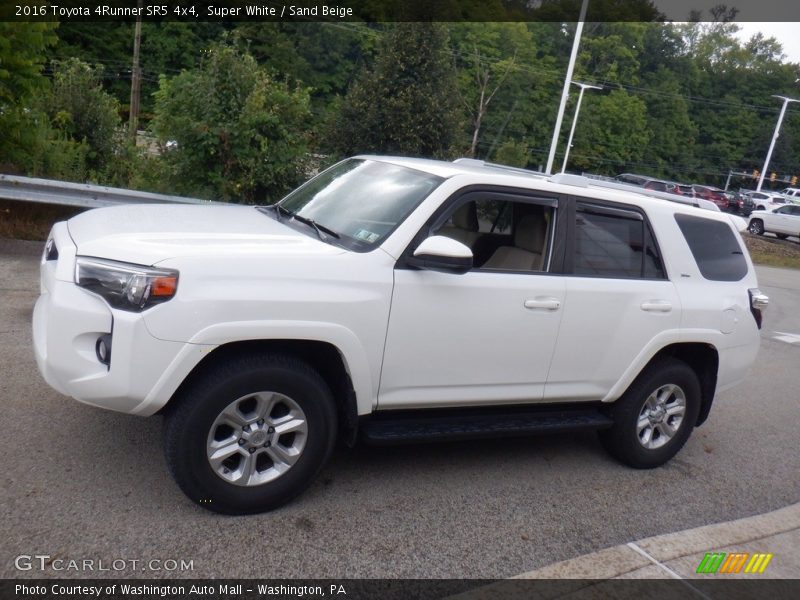 Super White / Sand Beige 2016 Toyota 4Runner SR5 4x4