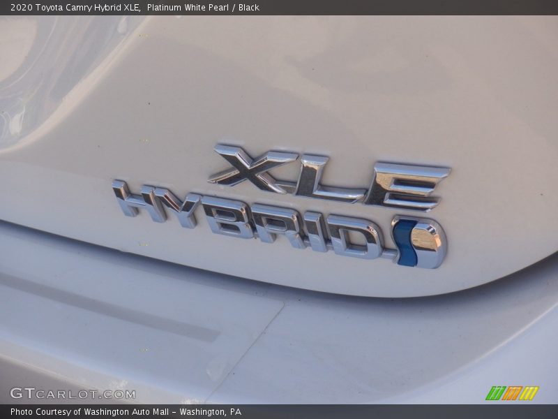  2020 Camry Hybrid XLE Logo