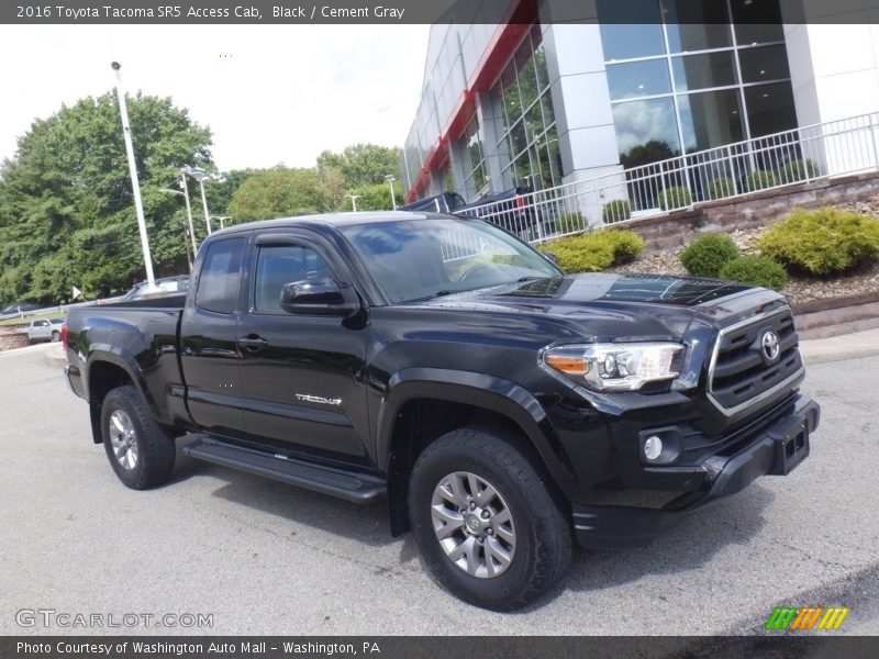 Front 3/4 View of 2016 Tacoma SR5 Access Cab