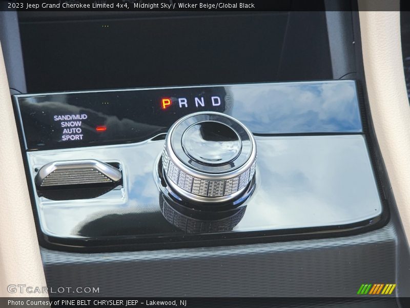 Midnight Sky / Wicker Beige/Global Black 2023 Jeep Grand Cherokee Limited 4x4