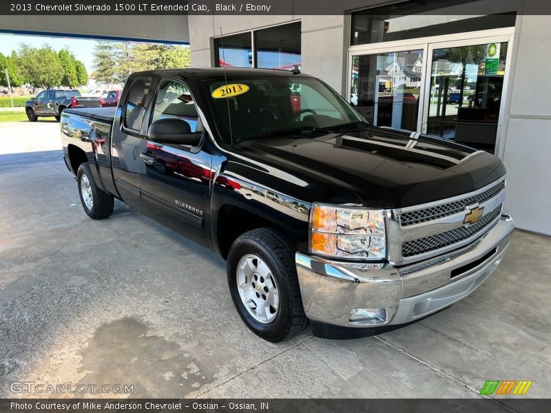 Front 3/4 View of 2013 Silverado 1500 LT Extended Cab