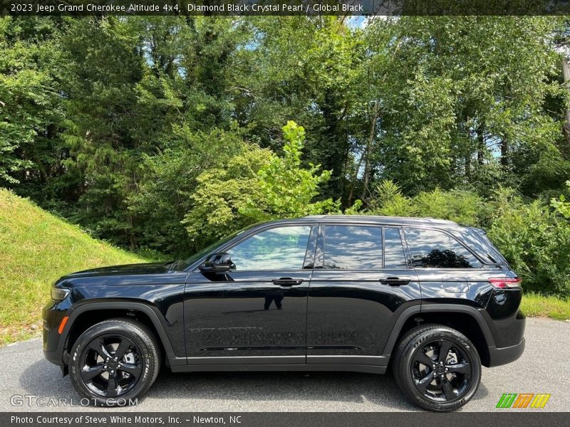  2023 Grand Cherokee Altitude 4x4 Diamond Black Crystal Pearl