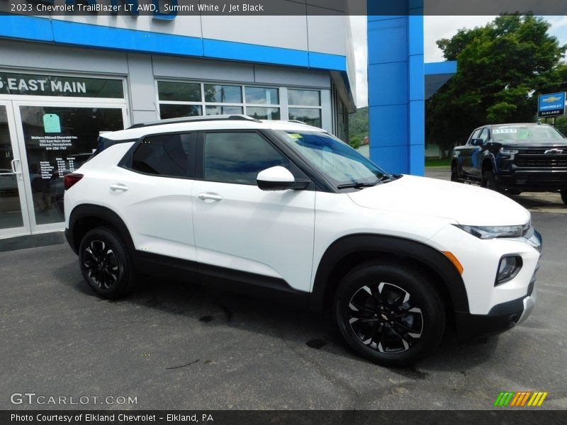 Summit White / Jet Black 2023 Chevrolet TrailBlazer LT AWD