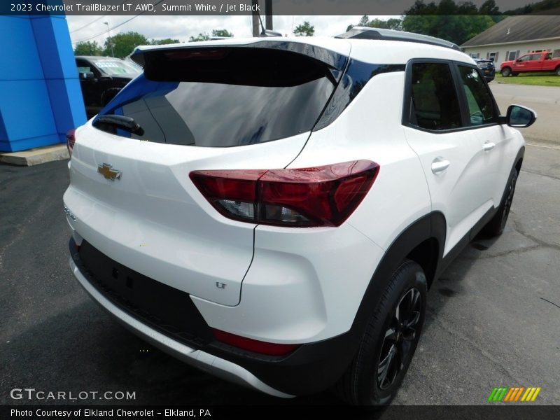 Summit White / Jet Black 2023 Chevrolet TrailBlazer LT AWD