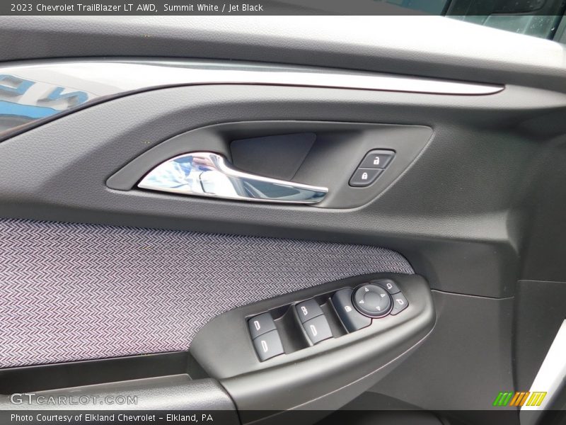 Summit White / Jet Black 2023 Chevrolet TrailBlazer LT AWD