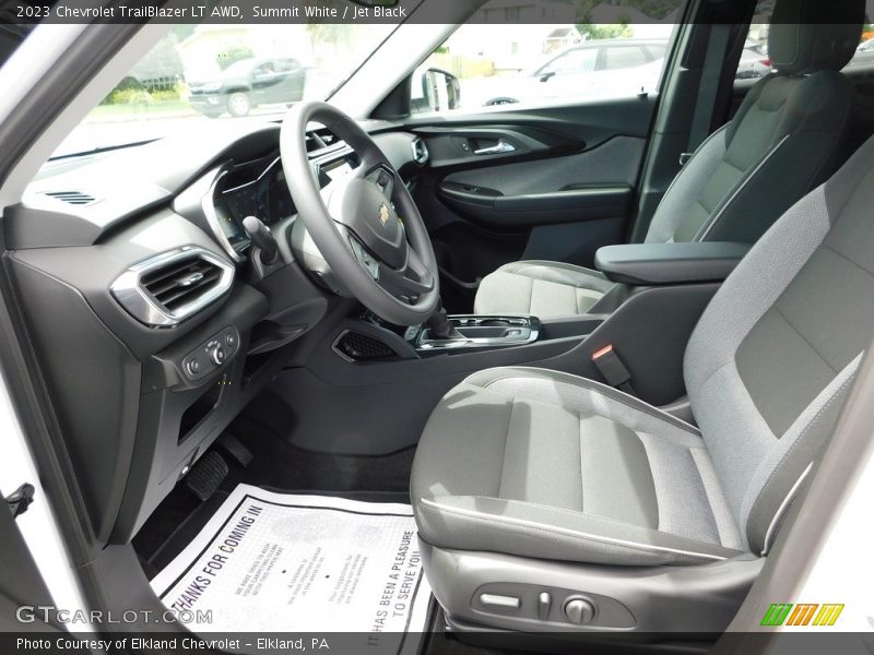Summit White / Jet Black 2023 Chevrolet TrailBlazer LT AWD