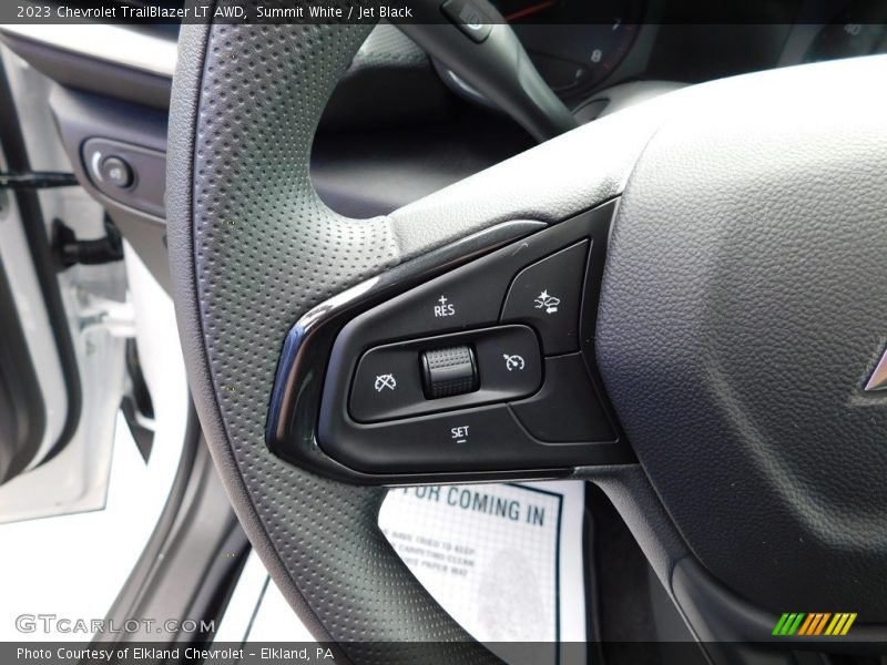 Summit White / Jet Black 2023 Chevrolet TrailBlazer LT AWD
