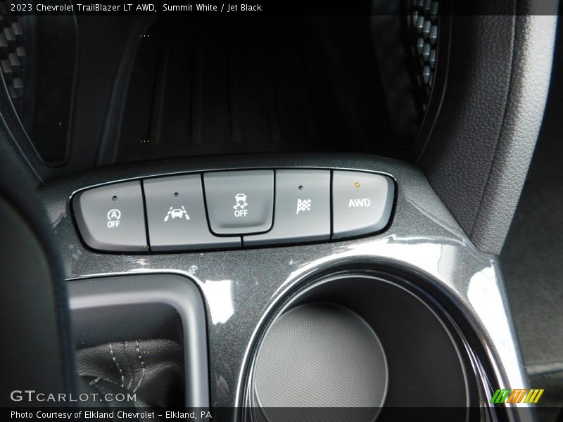 Summit White / Jet Black 2023 Chevrolet TrailBlazer LT AWD