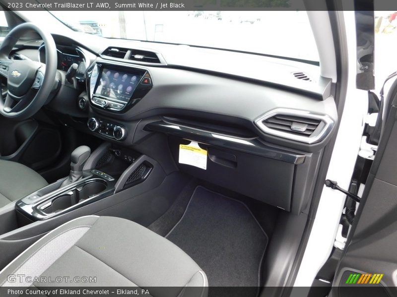 Summit White / Jet Black 2023 Chevrolet TrailBlazer LT AWD