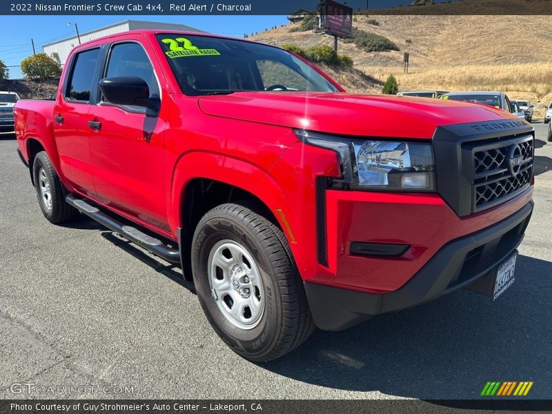 Front 3/4 View of 2022 Frontier S Crew Cab 4x4