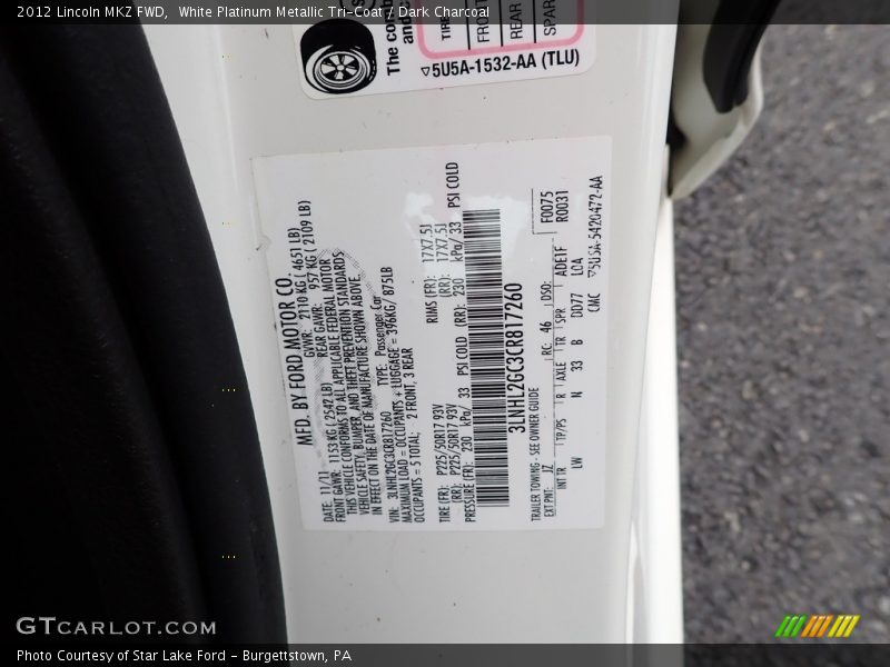 White Platinum Metallic Tri-Coat / Dark Charcoal 2012 Lincoln MKZ FWD