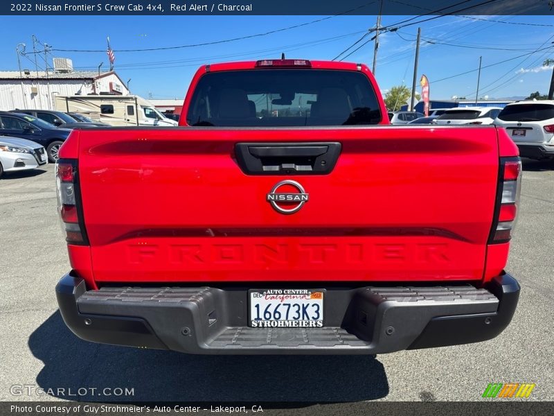 Red Alert / Charcoal 2022 Nissan Frontier S Crew Cab 4x4