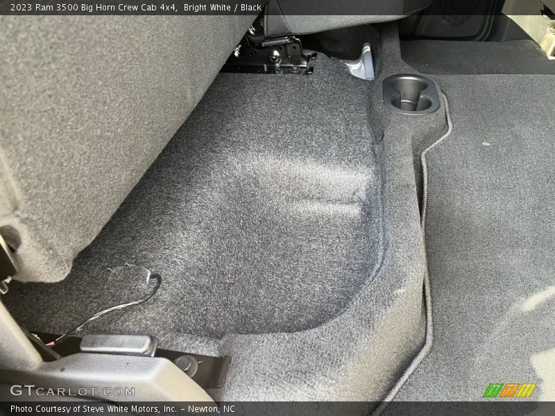 Bright White / Black 2023 Ram 3500 Big Horn Crew Cab 4x4