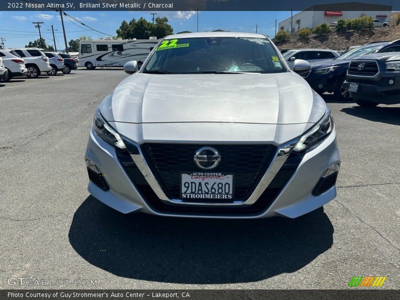 Brilliant Silver Metallic / Charcoal 2022 Nissan Altima SV