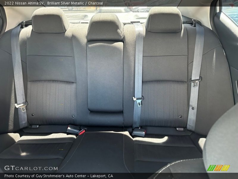 Brilliant Silver Metallic / Charcoal 2022 Nissan Altima SV