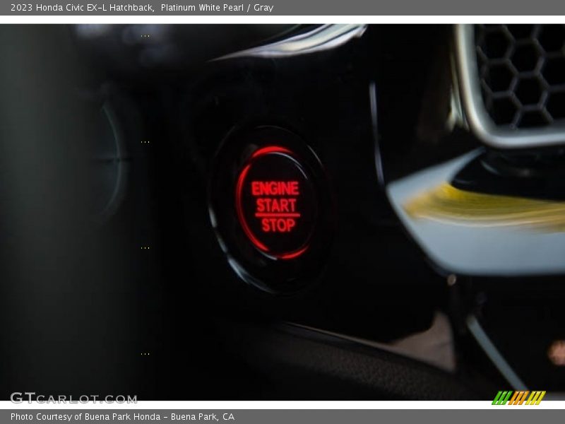 Platinum White Pearl / Gray 2023 Honda Civic EX-L Hatchback