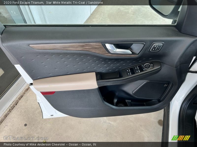 Door Panel of 2020 Escape Titanium