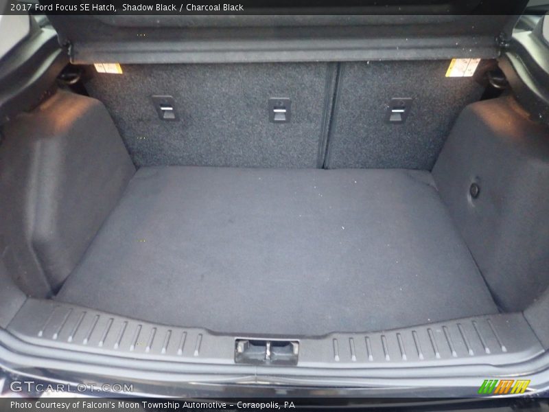Shadow Black / Charcoal Black 2017 Ford Focus SE Hatch
