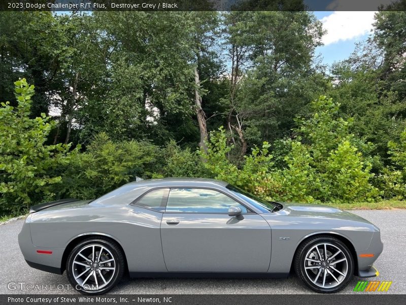 Destroyer Grey / Black 2023 Dodge Challenger R/T Plus