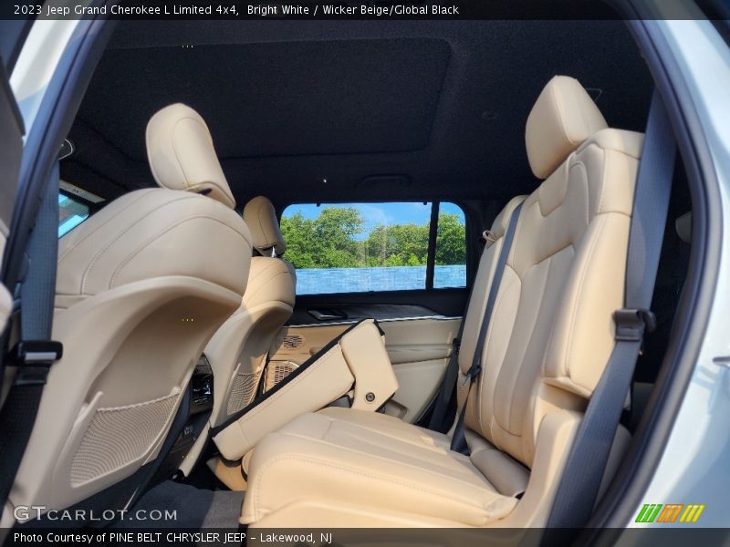 Bright White / Wicker Beige/Global Black 2023 Jeep Grand Cherokee L Limited 4x4