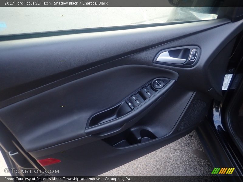 Shadow Black / Charcoal Black 2017 Ford Focus SE Hatch