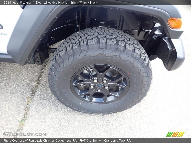 Bright White / Black 2024 Jeep Wrangler 4-Door Willys 4xe Hybrid