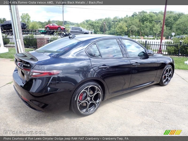 Vulcano Black Metallic / Black/Red 2024 Alfa Romeo Giulia Veloce AWD
