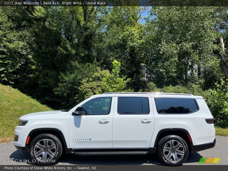 Bright White / Global Black 2023 Jeep Wagoneer L Base 4x4