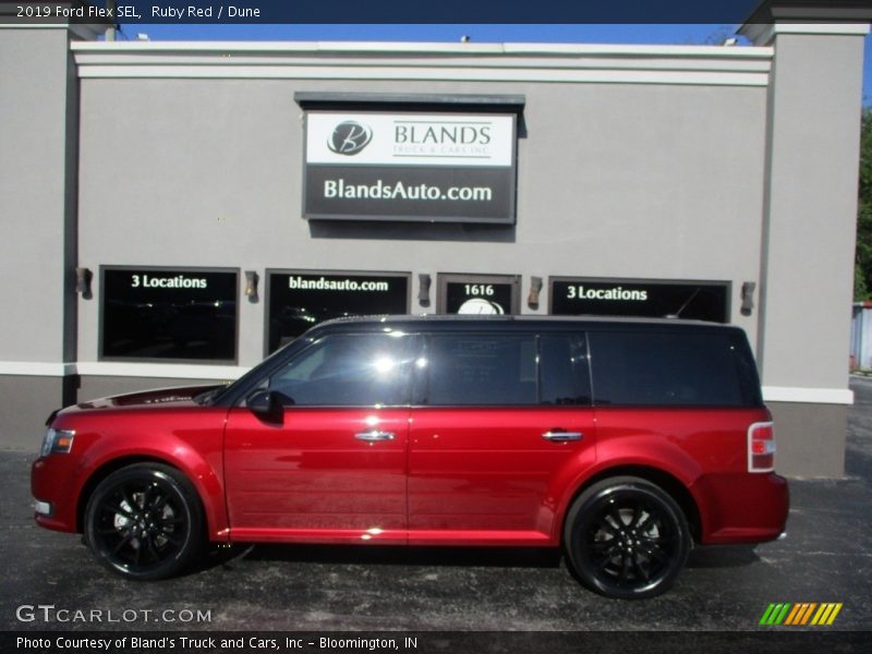 Ruby Red / Dune 2019 Ford Flex SEL