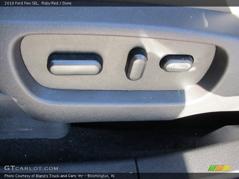 Ruby Red / Dune 2019 Ford Flex SEL