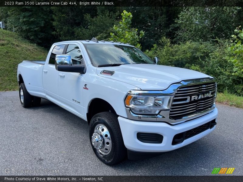 Front 3/4 View of 2023 3500 Laramie Crew Cab 4x4