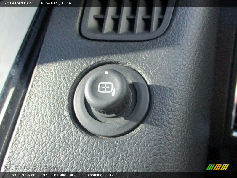 Ruby Red / Dune 2019 Ford Flex SEL