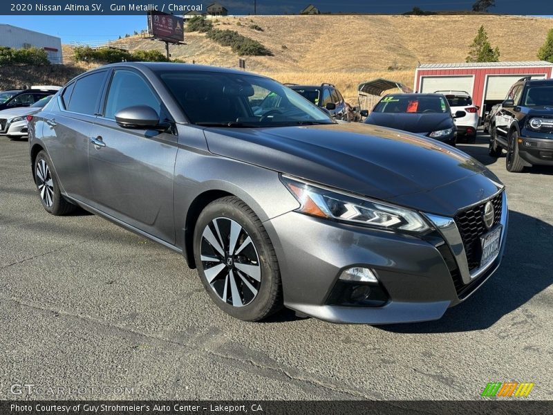 Front 3/4 View of 2020 Altima SV