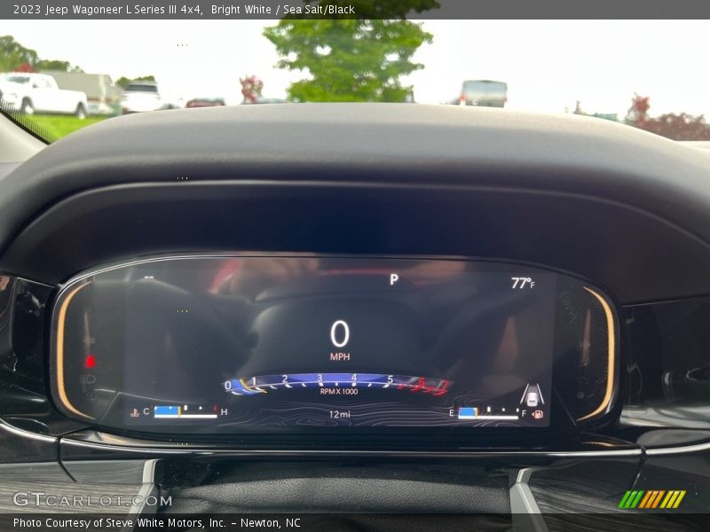 Bright White / Sea Salt/Black 2023 Jeep Wagoneer L Series III 4x4