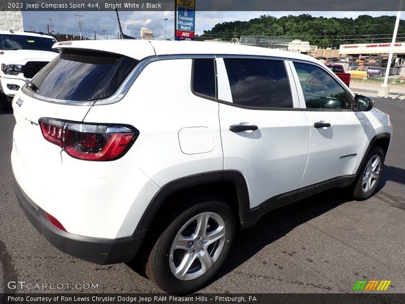 Bright White / Black 2023 Jeep Compass Sport 4x4