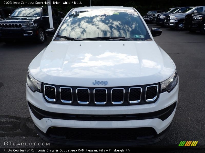 Bright White / Black 2023 Jeep Compass Sport 4x4