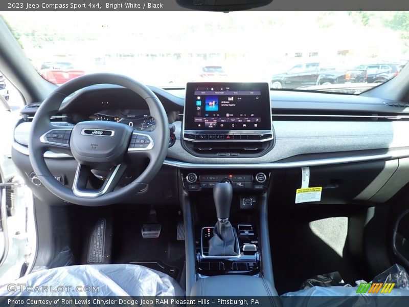 Bright White / Black 2023 Jeep Compass Sport 4x4