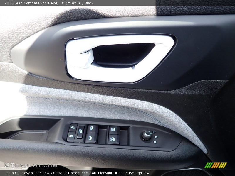 Bright White / Black 2023 Jeep Compass Sport 4x4