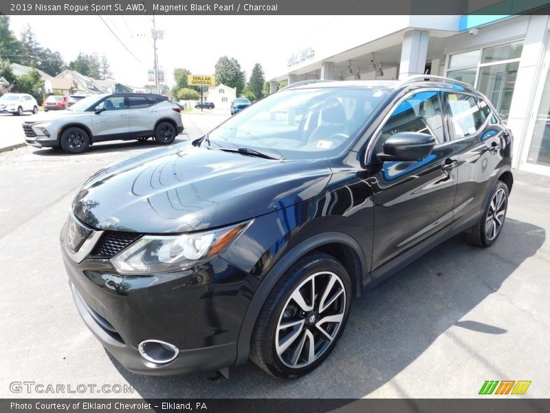  2019 Rogue Sport SL AWD Magnetic Black Pearl