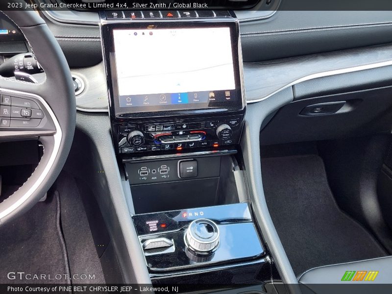 Controls of 2023 Grand Cherokee L Limited 4x4