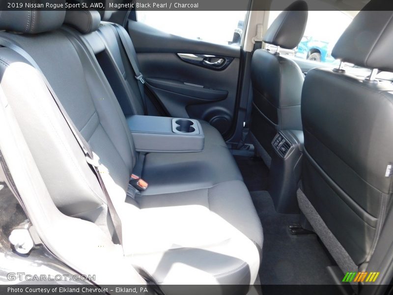 Magnetic Black Pearl / Charcoal 2019 Nissan Rogue Sport SL AWD