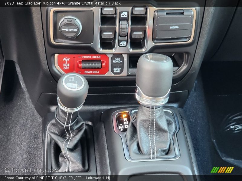  2023 Gladiator Rubicon 4x4 8 Speed Automatic Shifter