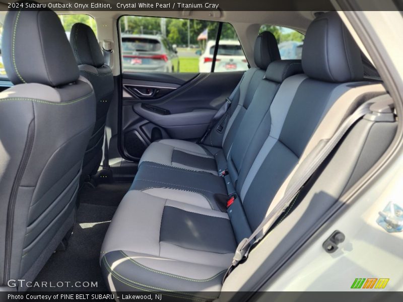 Crystal White Pearl / Titanium Gray 2024 Subaru Outback Onyx Edition